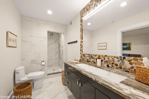 10 Tilton Way Edgartown MA 02539