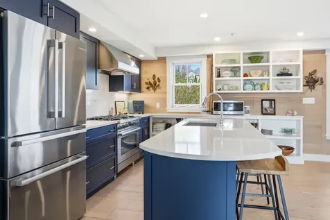 20 Union Court Vineyard Haven MA 02568