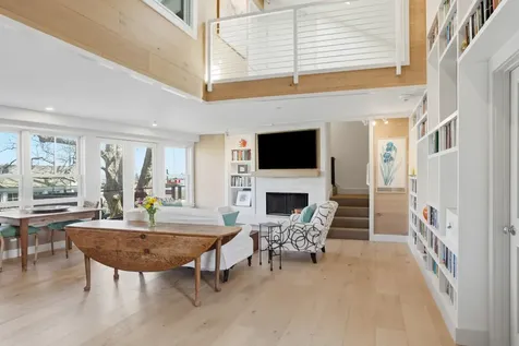 20 Union Court Vineyard Haven MA 02568