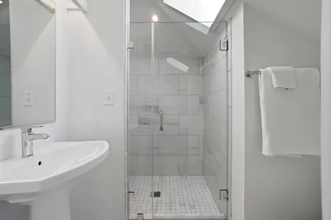 20 Union Court Vineyard Haven MA 02568