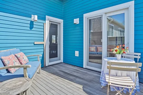 20 Union Court Vineyard Haven MA 02568