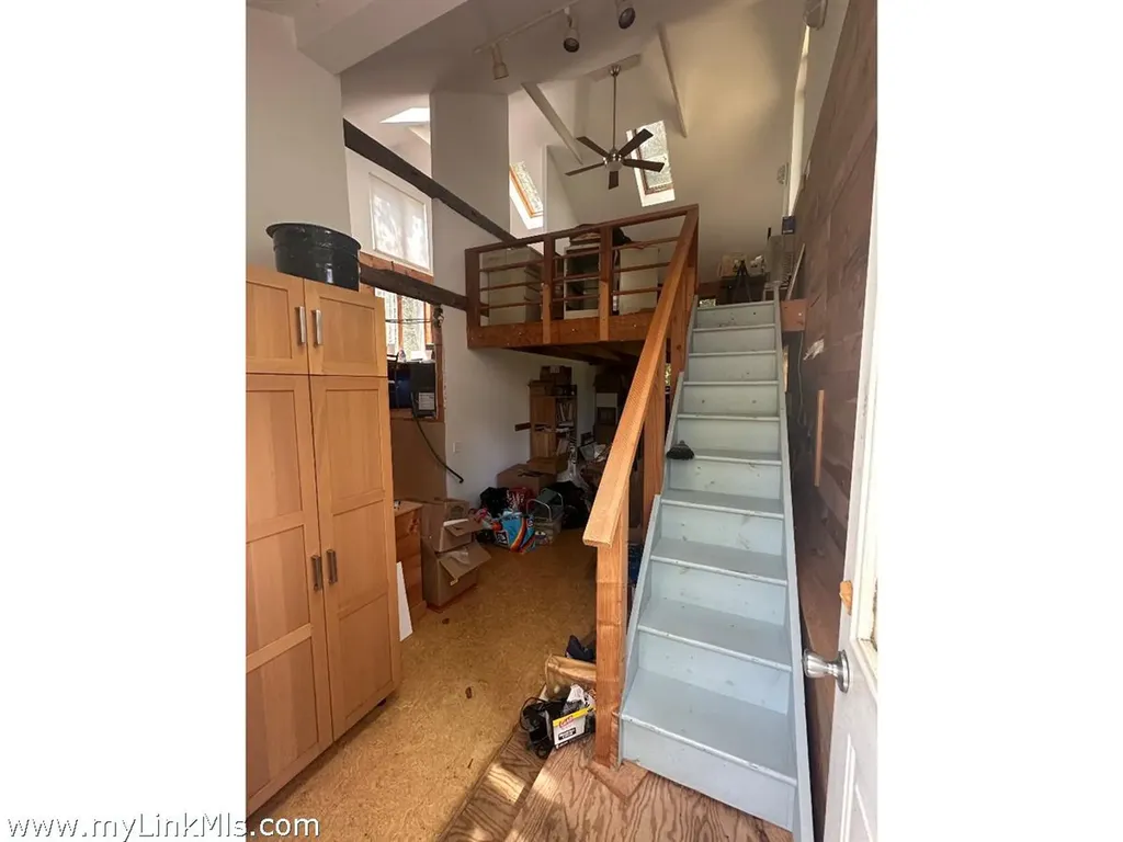 651 State Road West Tisbury MA 02575
