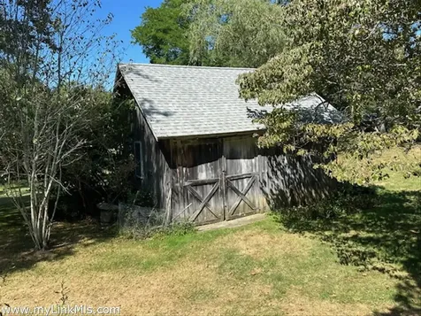 651 State Road West Tisbury MA 02575