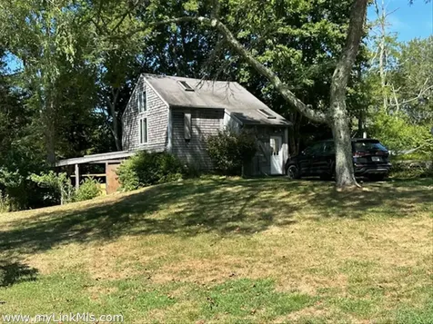 651 State Road West Tisbury MA 02575