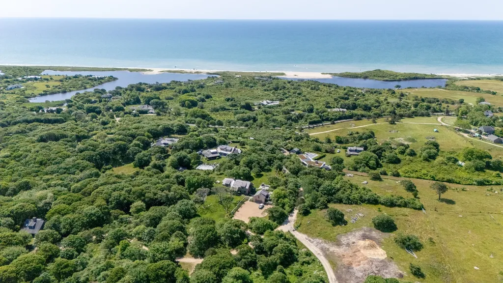 18 Allen Farm Road Chilmark MA 02535