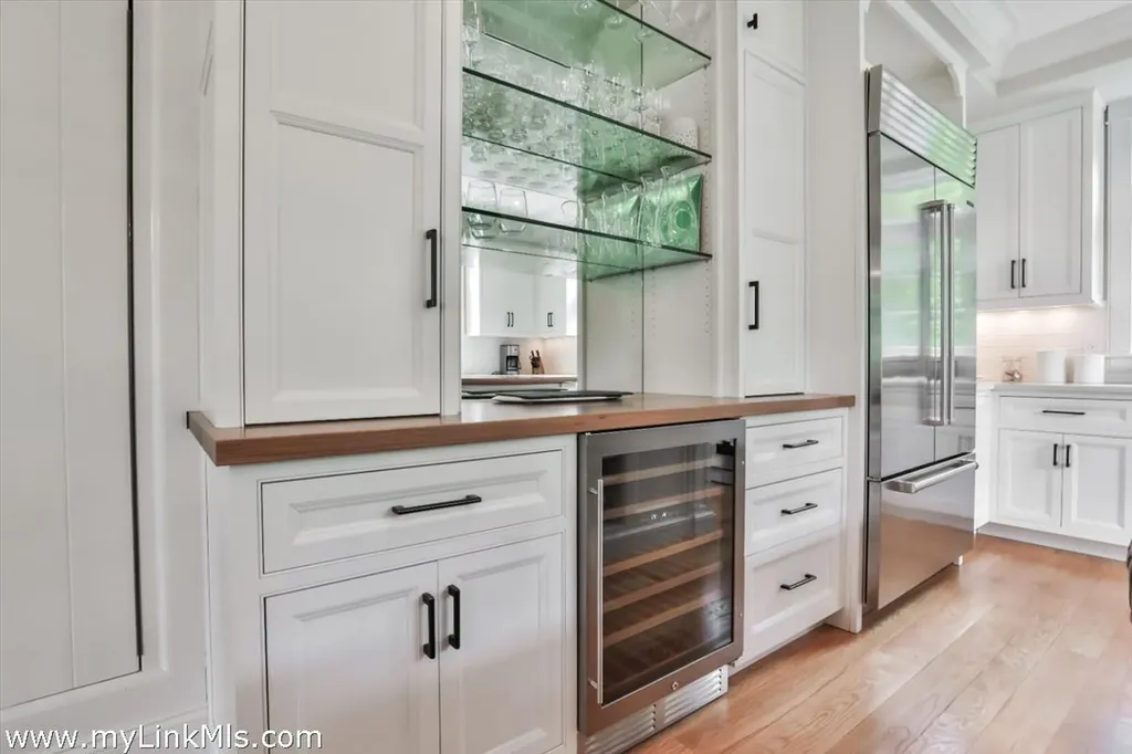 54 Fuller Street Edgartown MA 02539