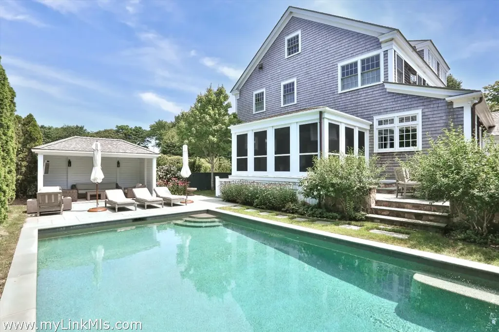 54 Fuller Street Edgartown MA 02539
