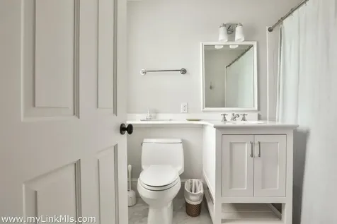 54 Fuller Street Edgartown MA 02539