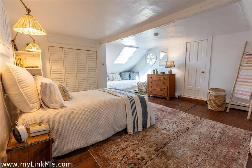 10 Danls Way West Tisbury MA 02575