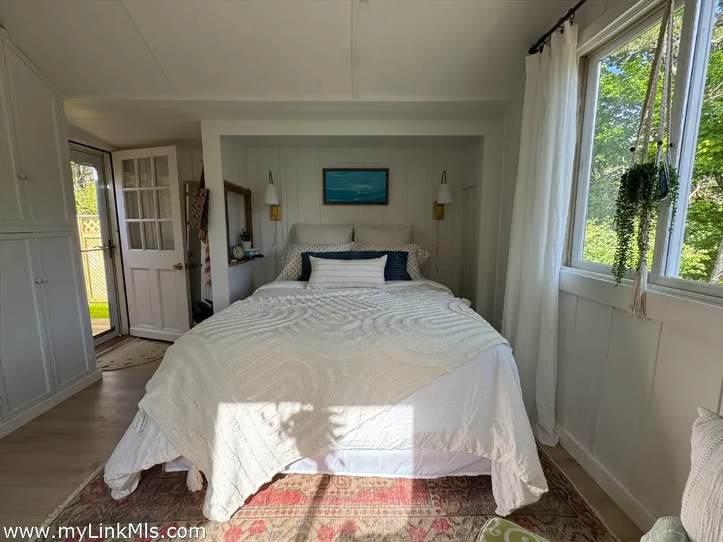 10 Danls Way West Tisbury MA 02575