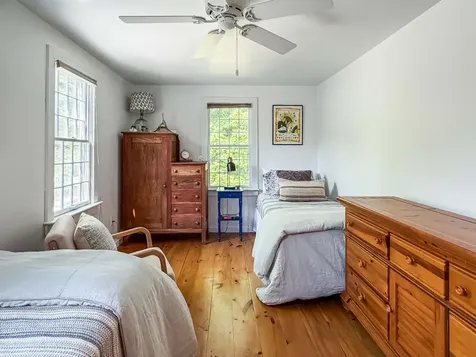 10 Danls Way West Tisbury MA 02575