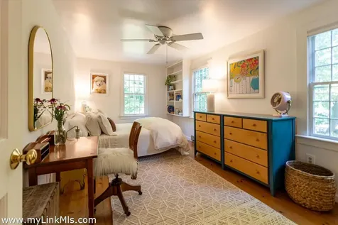 10 Danls Way West Tisbury MA 02575