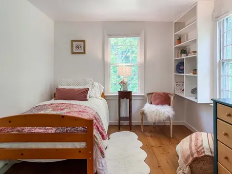 10 Danls Way West Tisbury MA 02575