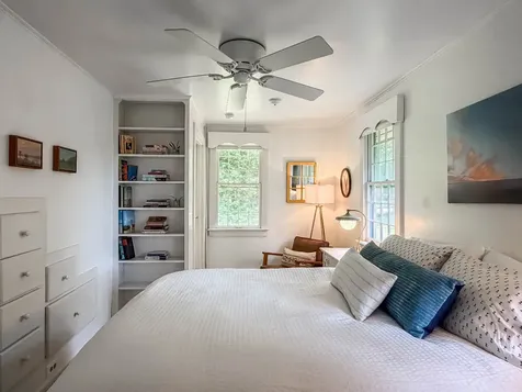 10 Danls Way West Tisbury MA 02575