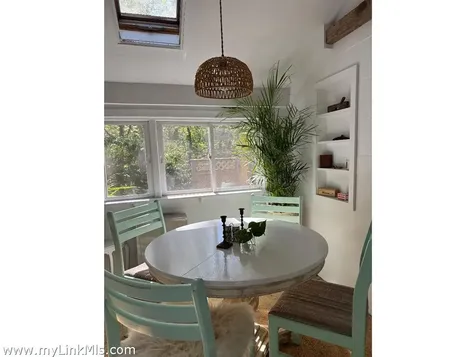 10 Danls Way West Tisbury MA 02575