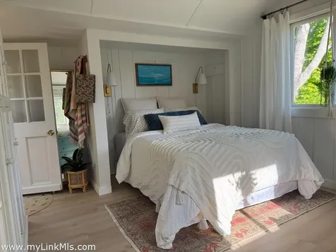 10 Danls Way West Tisbury MA 02575