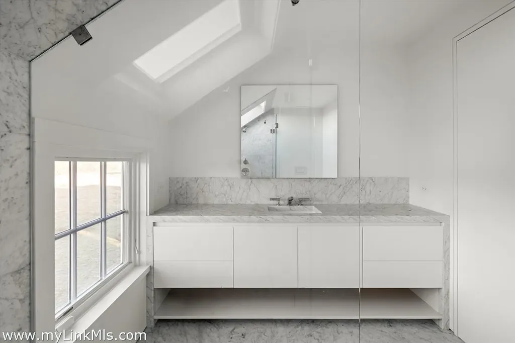 146 Quenames Road Chilmark MA 02535