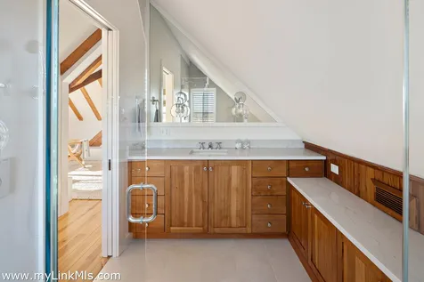 146 Quenames Road Chilmark MA 02535