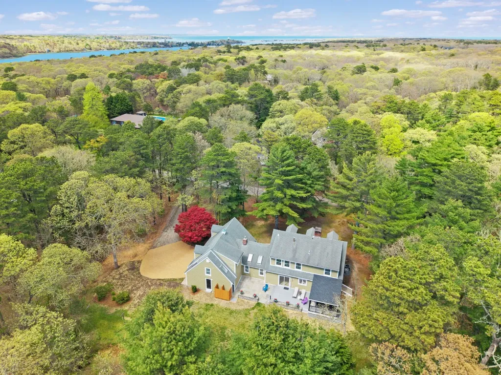 44 Tiffany Drive Oak Bluffs MA 02557