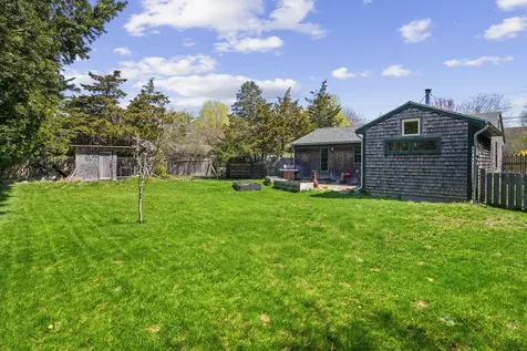22 Firehouse Lane Oak Bluffs MA 02557