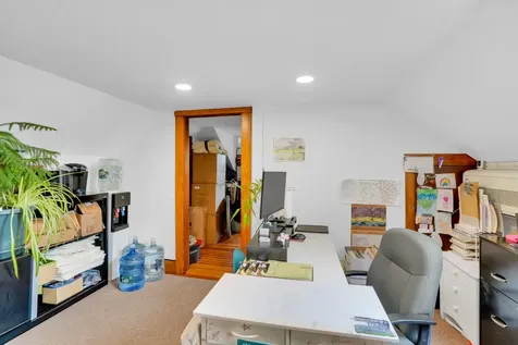 322 State Road Vineyard Haven MA 02568