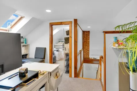 322 State Road Vineyard Haven MA 02568