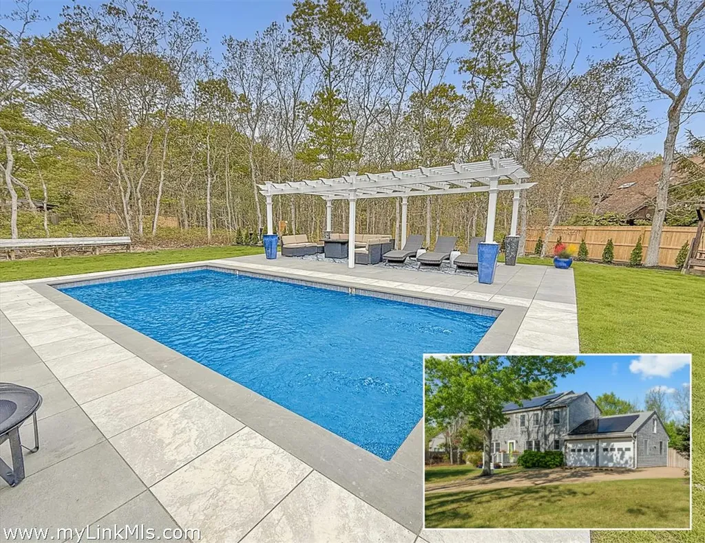 Edgartown MA, 105 Whalers Walk