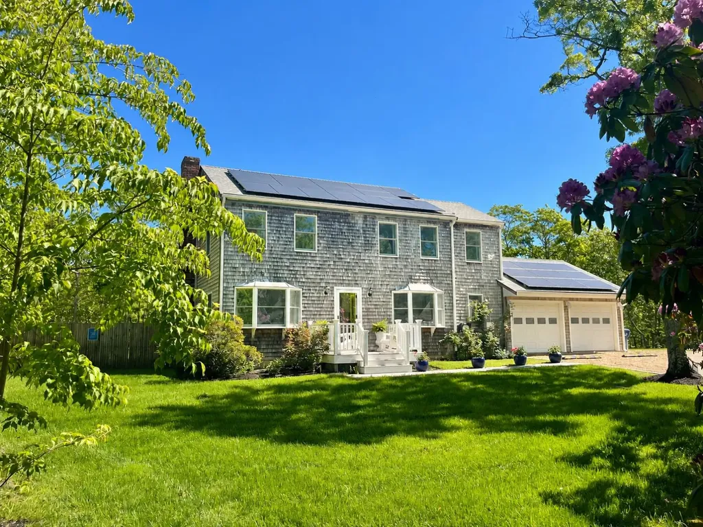 105 Whalers Walk Edgartown MA 02539