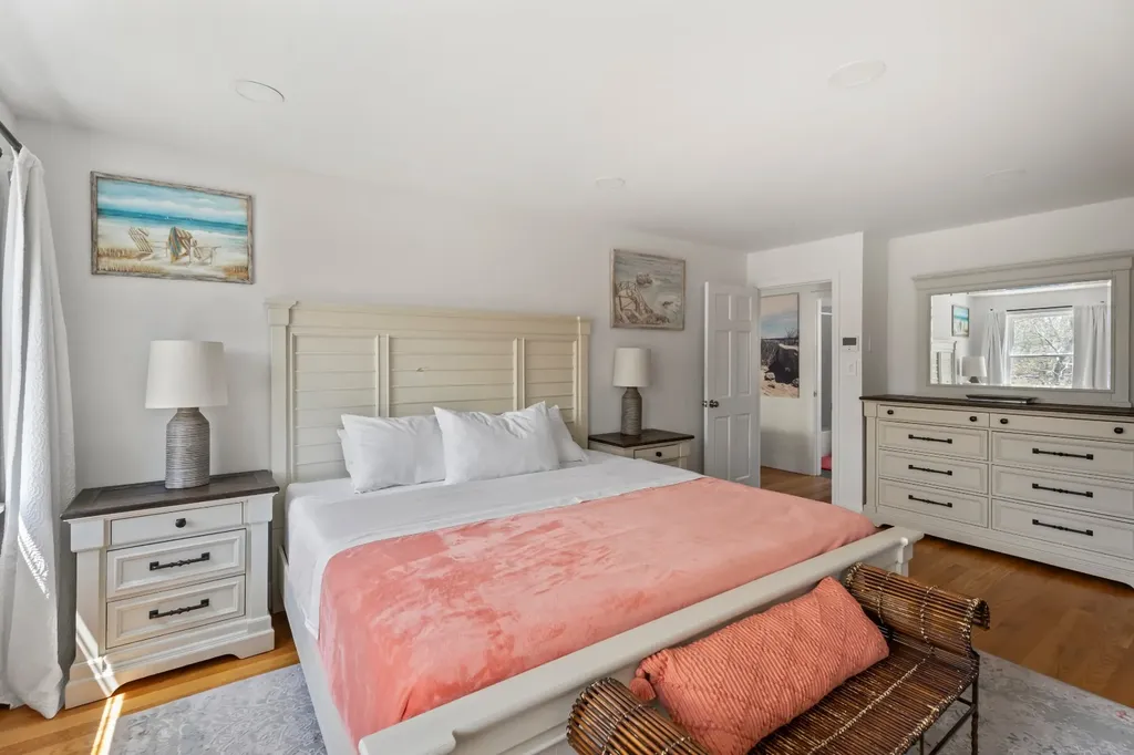 105 Whalers Walk Edgartown MA 02539