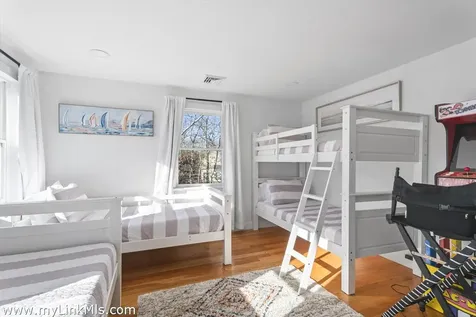 105 Whalers Walk Edgartown MA 02539