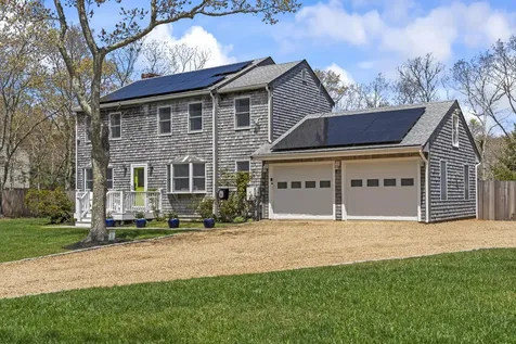 105 Whalers Walk Edgartown MA 02539