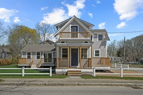 33 Vineyard Avenue Oak Bluffs MA 02557