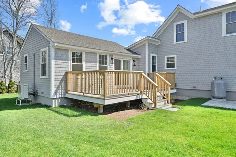 33 Vineyard Avenue Oak Bluffs MA 02557
