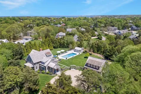 2 Noras Lane Edgartown MA 02539
