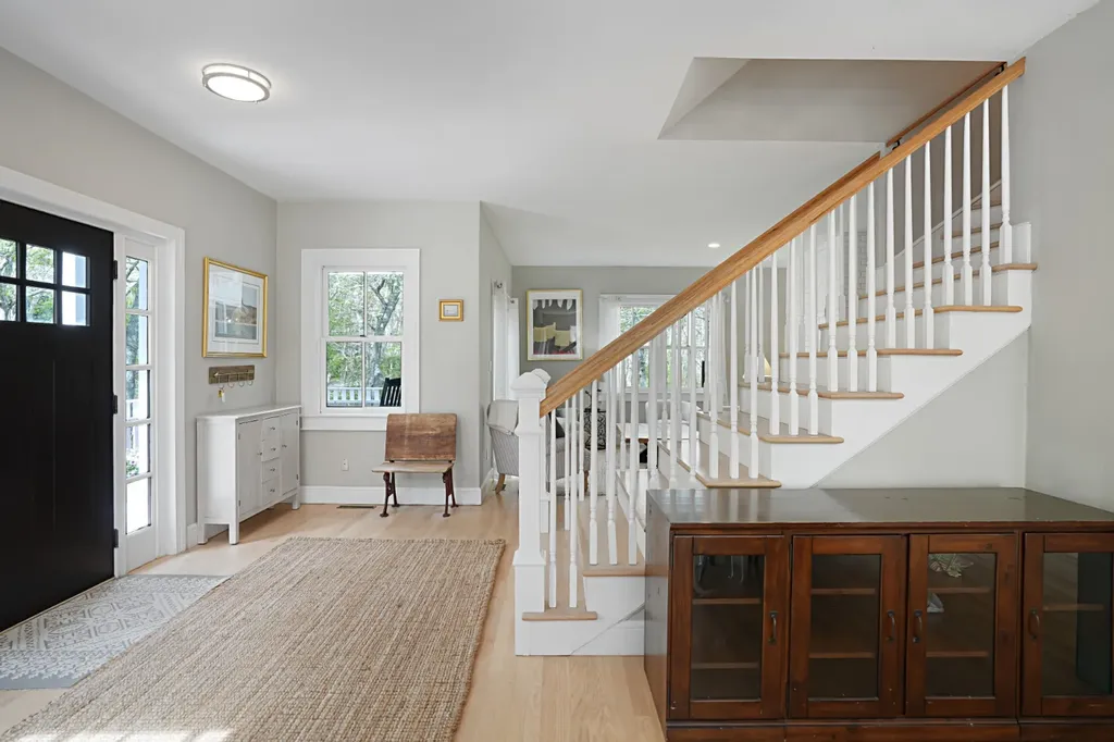 10 North Bog Road Edgartown MA 02539