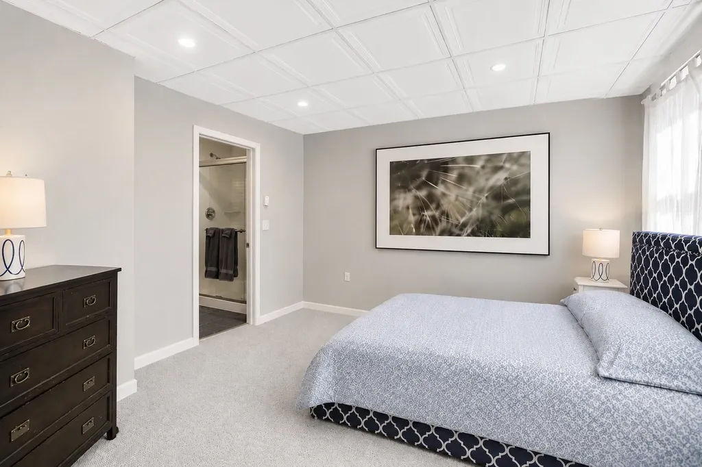10 North Bog Road Edgartown MA 02539
