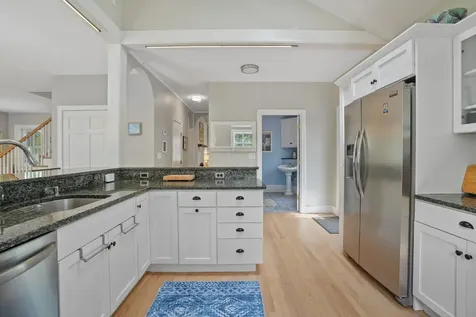 10 North Bog Road Edgartown MA 02539