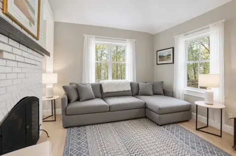 10 North Bog Road Edgartown MA 02539