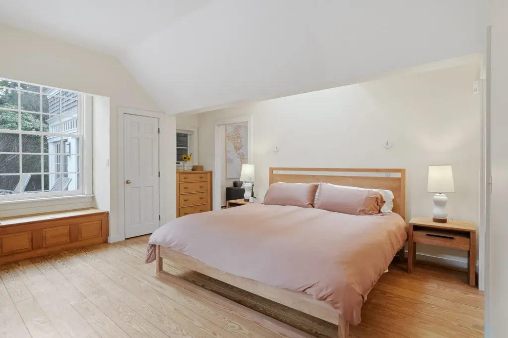 35 Nats Farm Lane West Tisbury MA 02575