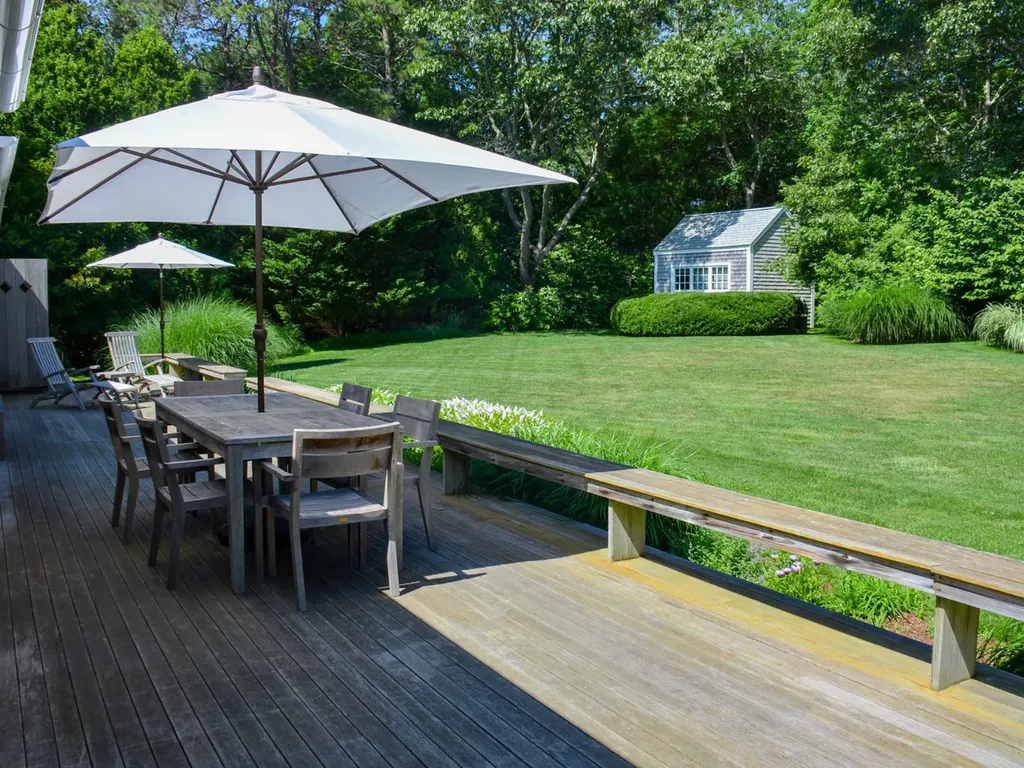 35 Nats Farm Lane West Tisbury MA 02575