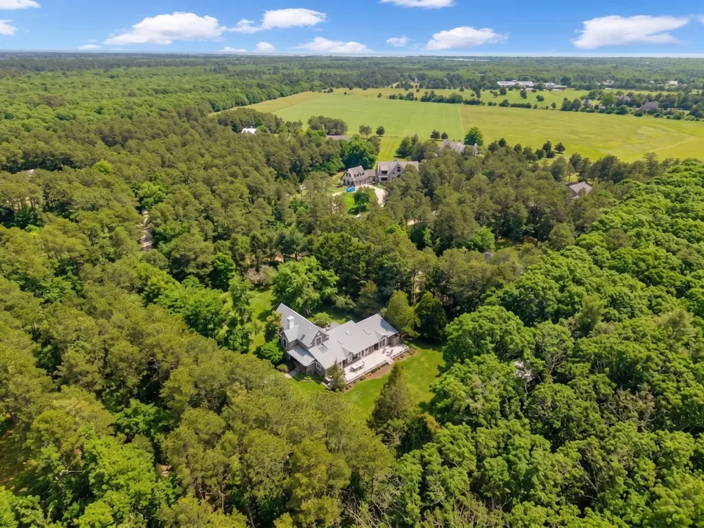 35 Nats Farm Lane West Tisbury MA 02575