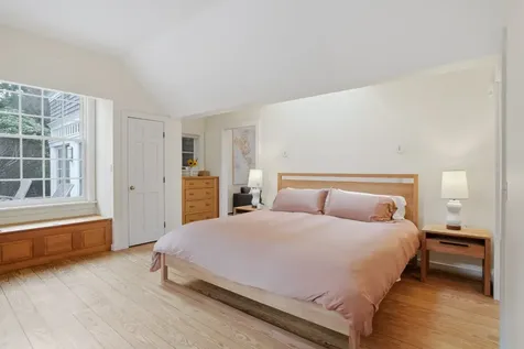 35 Nats Farm Lane West Tisbury MA 02575