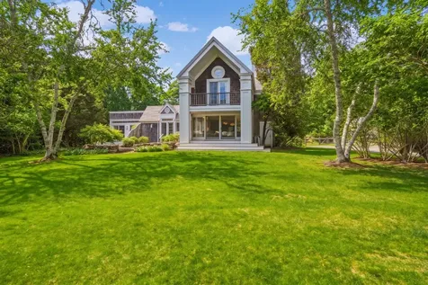 35 Nats Farm Lane West Tisbury MA 02575