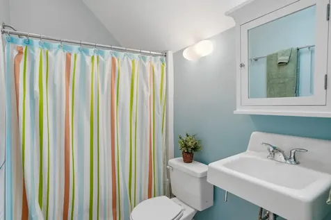 35 Nats Farm Lane West Tisbury MA 02575