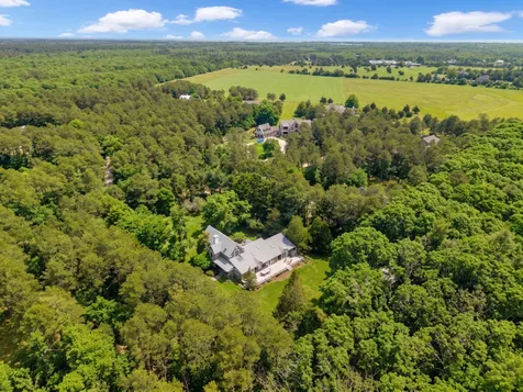 35 Nats Farm Lane West Tisbury MA 02575
