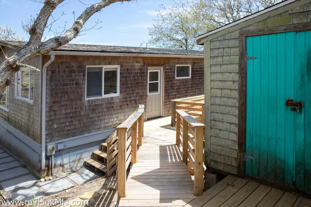393 Lighthouse Road Aquinnah MA 02535