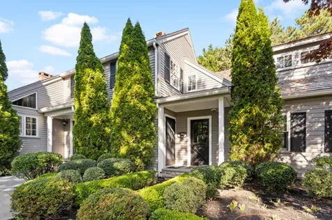 12 Plantingfield Wood Circle Edgartown MA 02539