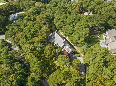 12 Plantingfield Wood Circle Edgartown MA 02539