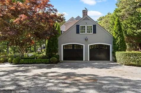 12 Plantingfield Wood Circle Edgartown MA 02539