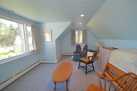 446 County Road Oak Bluffs MA 02557